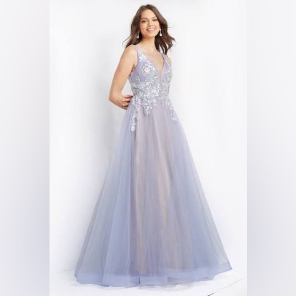 NWT jovani jvn07638a serial 1005197923 light blue size 2